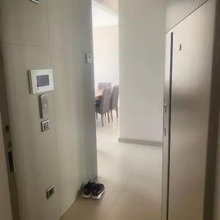 Genis Ve Ferah Deniz Manzarali * Antalya