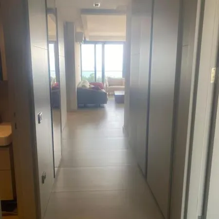Genis Ve Ferah Deniz Manzarali Appartement *
